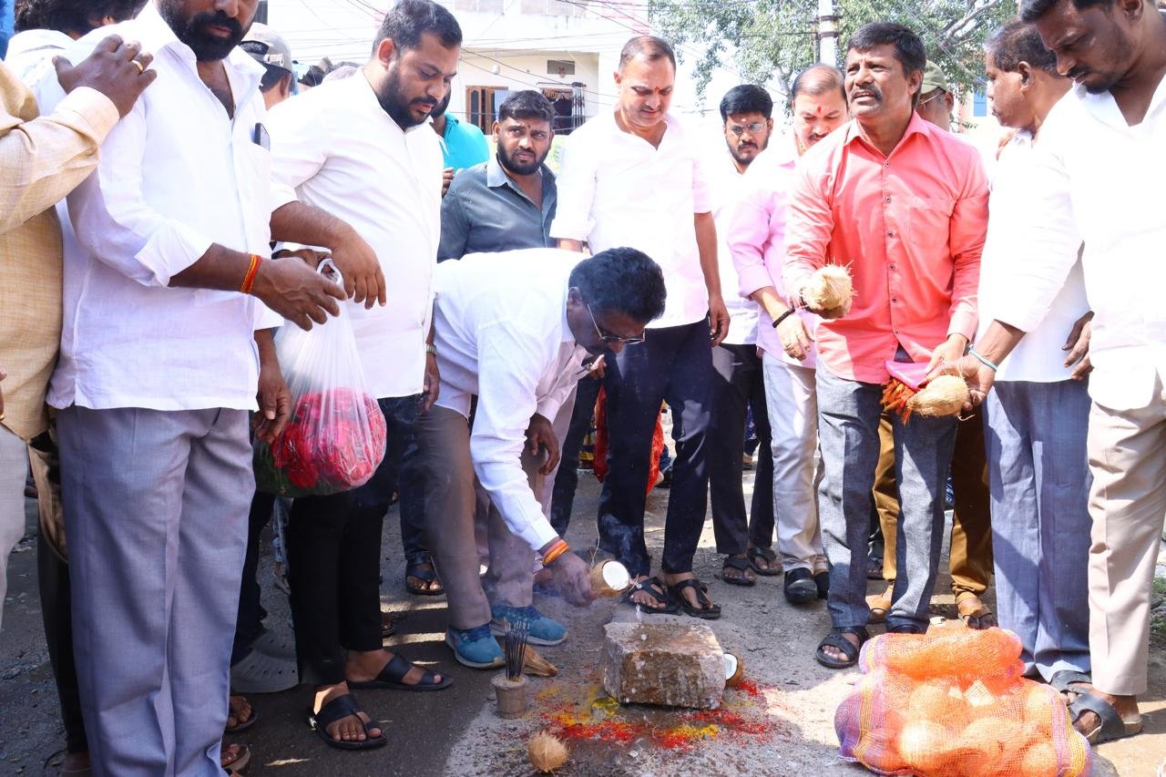 మల్లాపూర్ అన్ని రంగాల్లో అభివృద్ధి చేస్తా